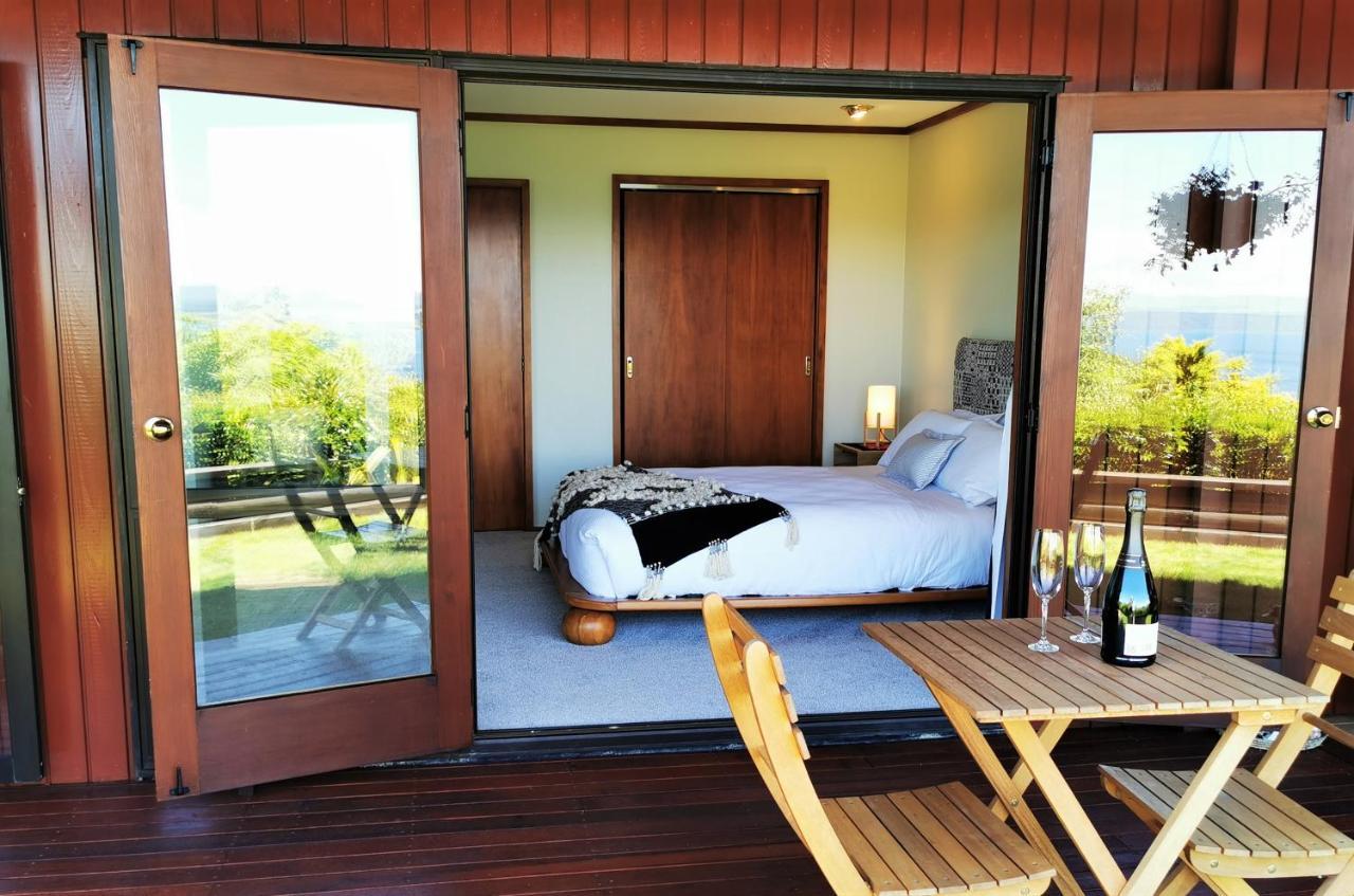 Lake View Garden Apartment タウポ エクステリア 写真