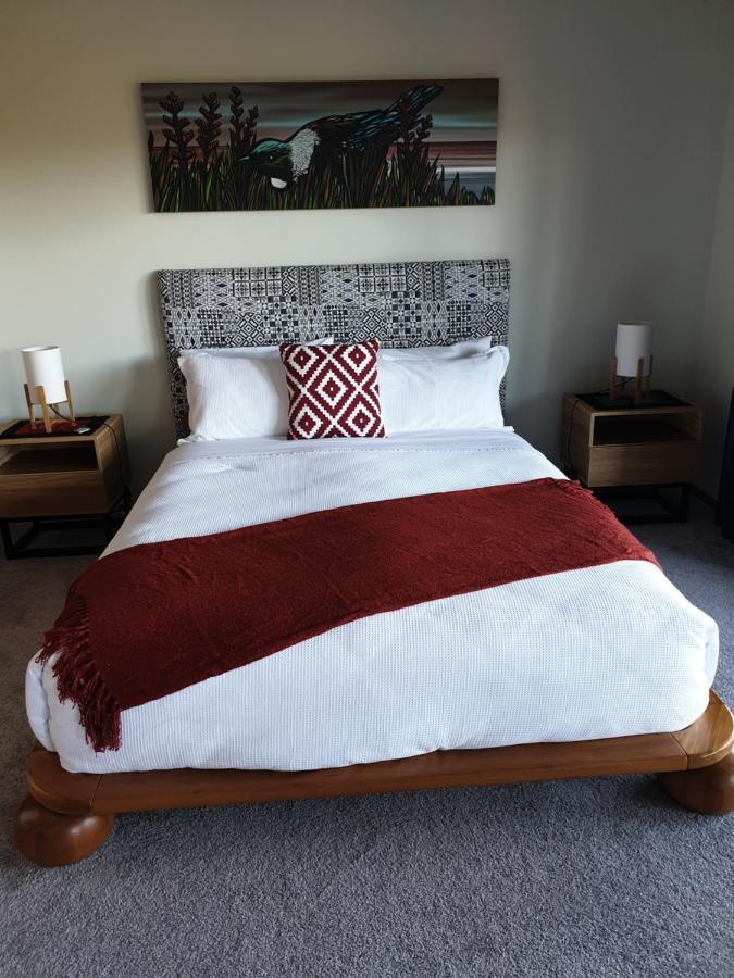 Lake View Garden Apartment タウポ エクステリア 写真